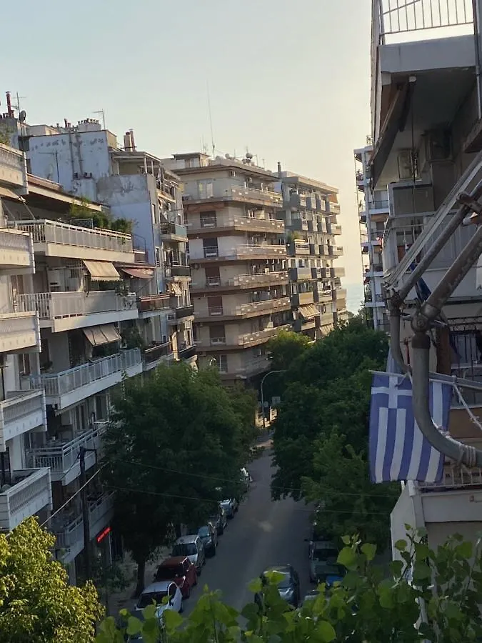 Cozy Downtown Ocean Apartment Thessaloniki